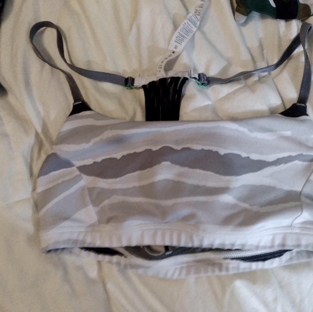 Lululemon light camo sports bra